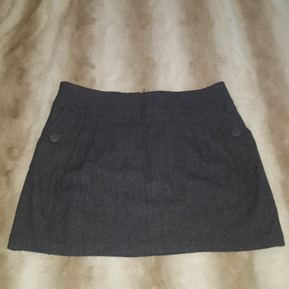 H&M heathered charcoal wool mini w/ pockets